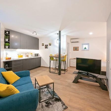 Mariva Downtown Studio Apartment Rovinj Ngoại thất bức ảnh